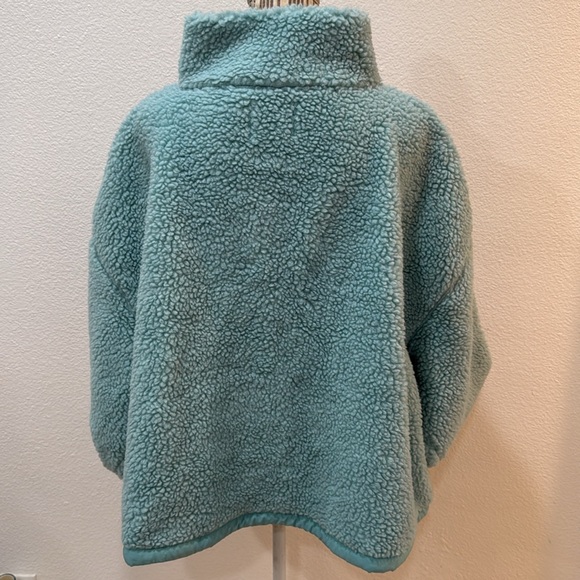 Disney Resort Exclusive NWT Mickey Mouse  Aqua Blue Sherpa Button up Jacket 3XL - Picture 4 of 8